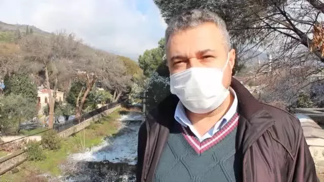 Birgi'ye 10 yıl sonra kar yağdı Birgi'ye 10 yıl sonra kar yağdı