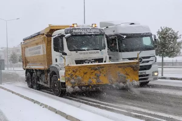 Denizli-Antalya Karayolu, kar nedeniyle ulaşıma kapandı