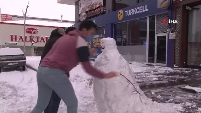 Erzincan'da kar mesaisi Erzincan'da kar mesaisi