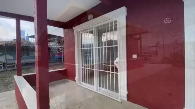 Fırtına mağduru aileye yeni ev yapıldı Fırtına mağduru aileye yeni ev yapıldı