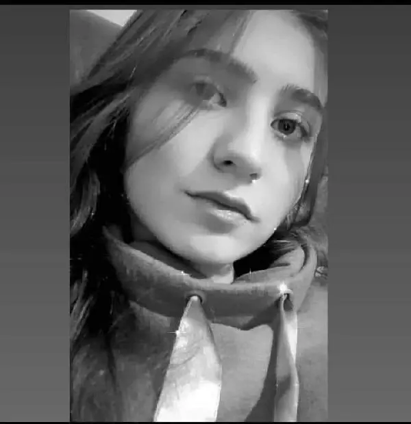 Son dakika... Hafif ticari aracın çarptığı liseli Ayşe, 10 günlük yaşam savaşını kaybetti Son dakika... Hafif ticari aracın çarptığı liseli Ayşe, 10 günlük yaşam savaşını kaybetti