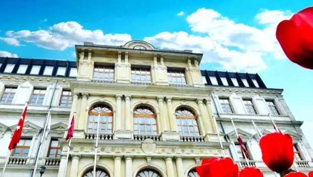 Kadim şehir İstanbul'da ilklerin ilçesi: Beyoğlu Kadim şehir İstanbul'da ilklerin ilçesi: Beyoğlu