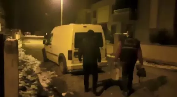 Ağabey, tartıştığı kardeşini bıçaklayarak öldürdü Ağabey, tartıştığı kardeşini bıçaklayarak öldürdü