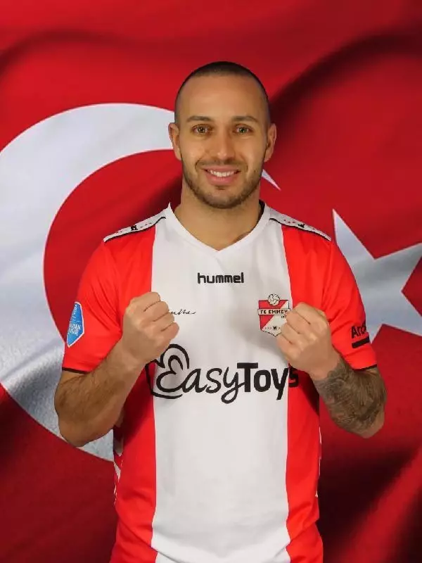 Kerim Frei ve kardeşi Emmen'de Kerim Frei ve kardeşi Emmen'de
