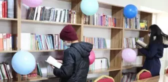 Köy okuluna, 4 bin kitaplı kütüphane