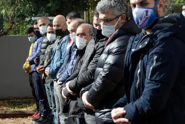 Milli antrenör Çömlekçi, son yolculuğuna uğurlandı Milli antrenör Çömlekçi, son yolculuğuna uğurlandı