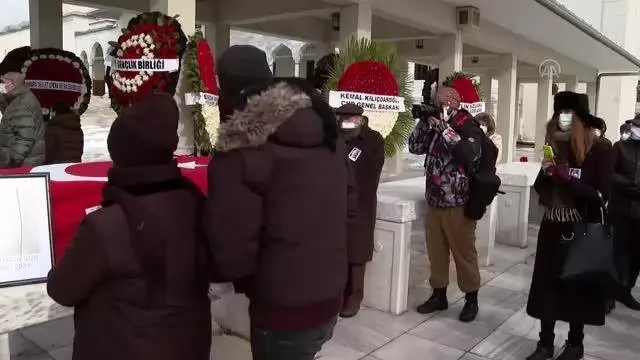 Son dakika! Muammer Sun, son yolculuğuna uğurlandı Son dakika! Muammer Sun, son yolculuğuna uğurlandı