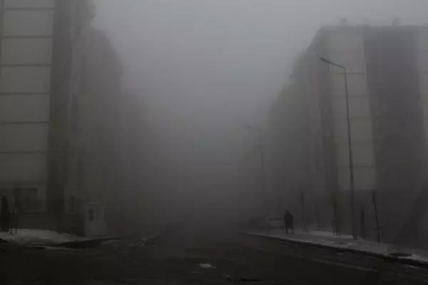 Siirt'te karda mahsur kalan yolcu minibüsü kurtarıldı Siirt'te karda mahsur kalan yolcu minibüsü kurtarıldı
