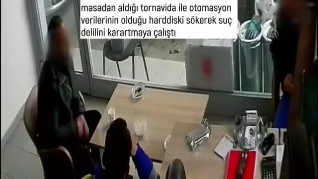 Son dakika haber: 'Silici' operasyonunda delilleri karartmak isteyen şüpheliye suçüstü Son dakika haber: 'Silici' operasyonunda delilleri karartmak isteyen şüpheliye suçüstü