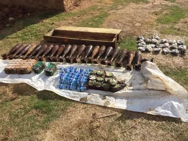 Tel Abyad'da terör örgütü PKK/YPG'nin patlayıcıları ele geçti Tel Abyad'da terör örgütü PKK/YPG'nin patlayıcıları ele geçti
