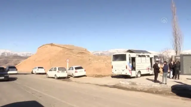 TİKA'nın Özbekistan'a hediye ettiği 20 mobil ofis aracı, 3 yılda 5 milyon kişiye hizmet verdi TİKA'nın Özbekistan'a hediye ettiği 20 mobil ofis aracı, 3 yılda 5 milyon kişiye hizmet verdi