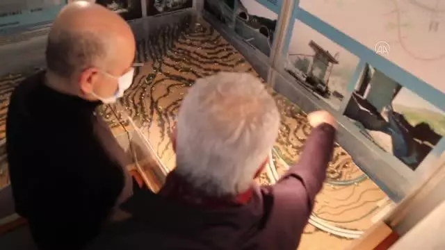 Ulaştırma ve Altyapı Bakanı Karaismailoğlu, Bolu Dağı Tüneli'nde incelemelerde bulundu Ulaştırma ve Altyapı Bakanı Karaismailoğlu, Bolu Dağı Tüneli'nde incelemelerde bulundu