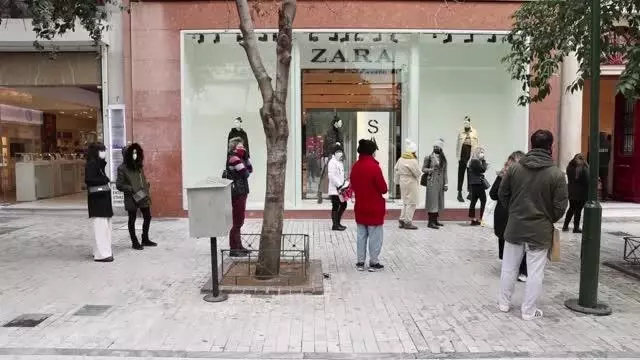 Yunanistan'da Kovid-19 önlemleri gevşetiliyor Yunanistan'da Kovid-19 önlemleri gevşetiliyor