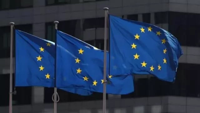 AB dolara karşı harekete geçti: Euronun güçlendirilmesini hedefleyen plan bugün açıklanacak AB dolara karşı harekete geçti: Euronun güçlendirilmesini hedefleyen plan bugün açıklanacak