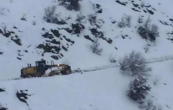 Adıyaman'da 207 köy yolu ulaşıma kapandı Adıyaman'da 207 köy yolu ulaşıma kapandı