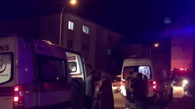 Apartmanda çıkan yangında 6 kişi dumandan etkilendi Apartmanda çıkan yangında 6 kişi dumandan etkilendi