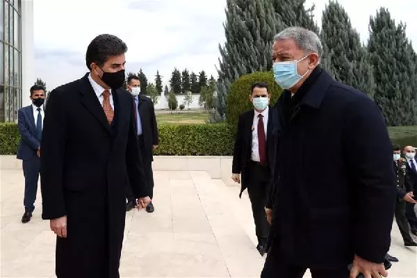Milli Savunma Bakanı Akar, IKBY Başkanı Barzani ile görüştü, Türkmenlerle bir araya geldi Milli Savunma Bakanı Akar, IKBY Başkanı Barzani ile görüştü, Türkmenlerle bir araya geldi