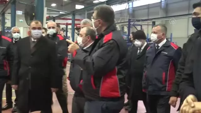Son dakika haberleri! Bakan Varank, Sakarya'da traktör fabrikasını ziyaret etti Son dakika haberleri! Bakan Varank, Sakarya'da traktör fabrikasını ziyaret etti
