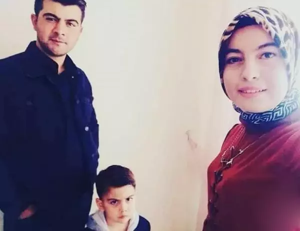 Erzurum'da hastane dönüşü feci kaza; uzman çavuş, eşi ve oğlu öldü Erzurum'da hastane dönüşü feci kaza; uzman çavuş, eşi ve oğlu öldü
