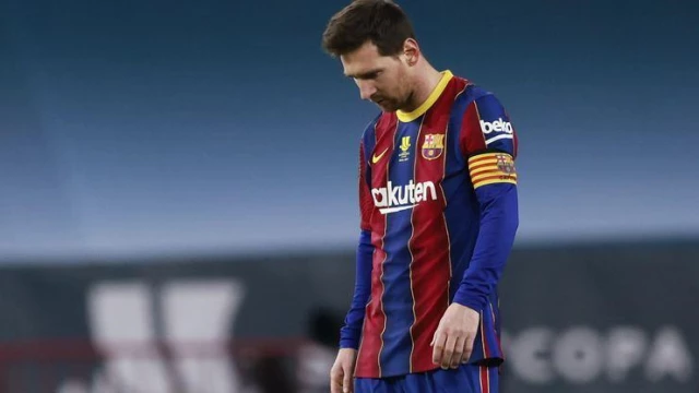 Lionel Messi, who received a red card in the Spanish Super Cup final, received a 2-match suspension