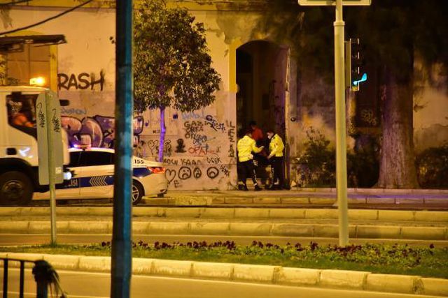 Son dakika haberleri: İzmir polisinden yürek ısıtan görüntüler