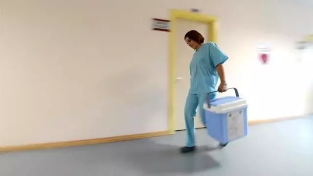Kanada'da yetişkinlerin organları öldüklerinde hastalara nakledilecek Kanada'da yetişkinlerin organları öldüklerinde hastalara nakledilecek