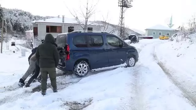 KASTAMONU - Kar yağışı etkili oldu KASTAMONU - Kar yağışı etkili oldu