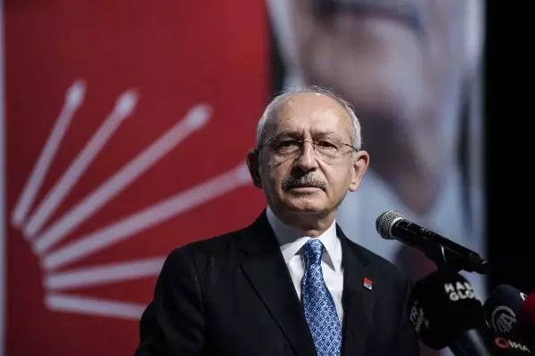 Kılıçdaroğlu: 'Bütün apartman görevlilerinin sözcüsü olmaktan onur duyuyorum' Kılıçdaroğlu: 'Bütün apartman görevlilerinin sözcüsü olmaktan onur duyuyorum'