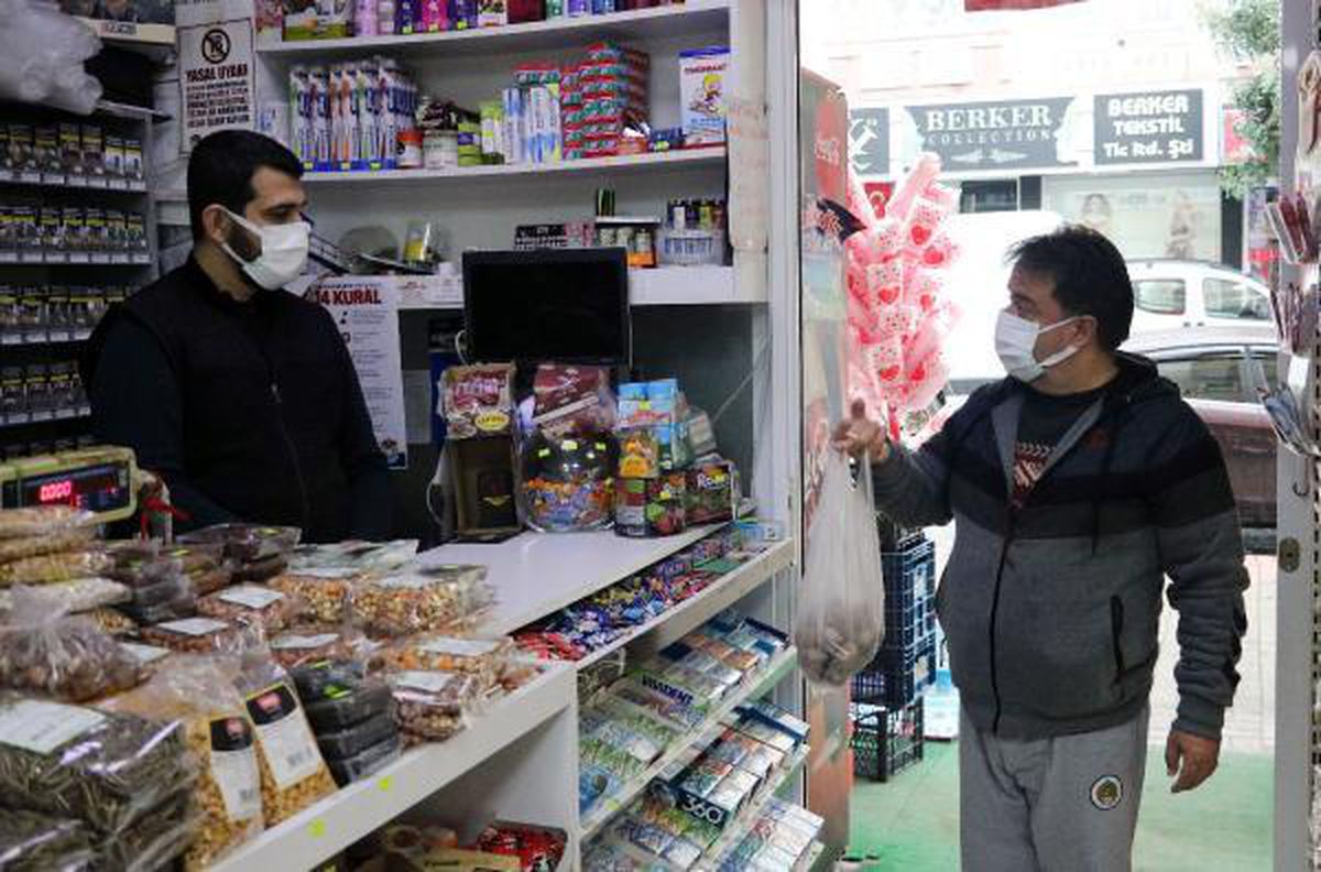Alanya'da avokado çekirdeği alışveriş aracı oldu! Adet başı 1 lira sayılıyor