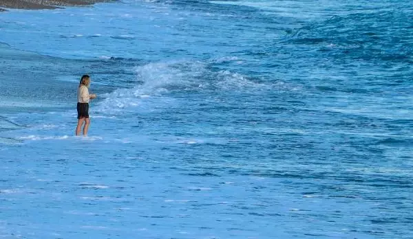 Ocak ayında Antalya'da 'deniz ve güneş' keyfi