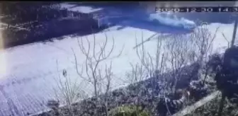 Kamera Arkası: Son dakika! Otomobille motosikletin çarpışması güvenlik kamerasına yansıdı Kamera Arkası: Son dakika! Otomobille motosikletin çarpışması güvenlik kamerasına yansıdı