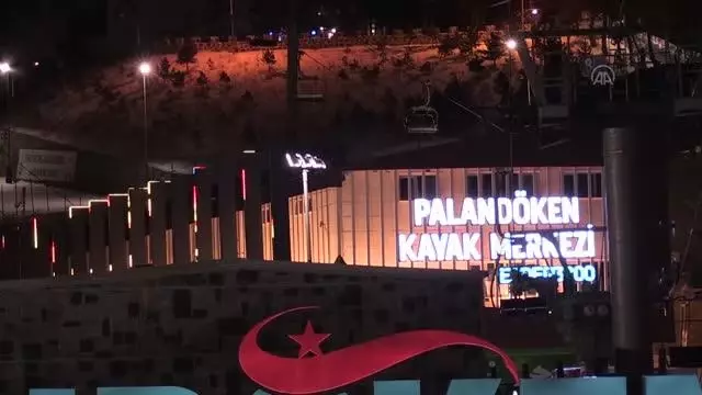 Palandöken'e gelen turistlerden 'gece kayağı'na yoğun ilgi Palandöken'e gelen turistlerden 'gece kayağı'na yoğun ilgi