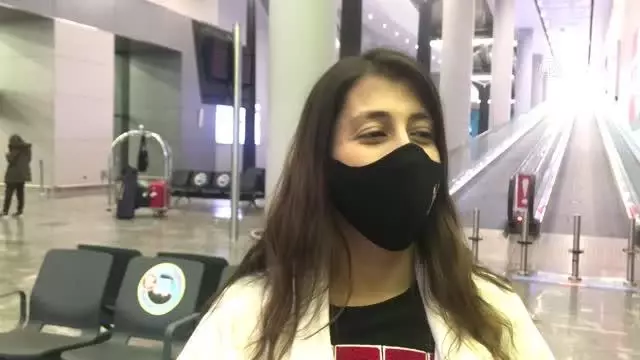 Rekortmen dalışçı Fatma Uruk yurda döndü Rekortmen dalışçı Fatma Uruk yurda döndü