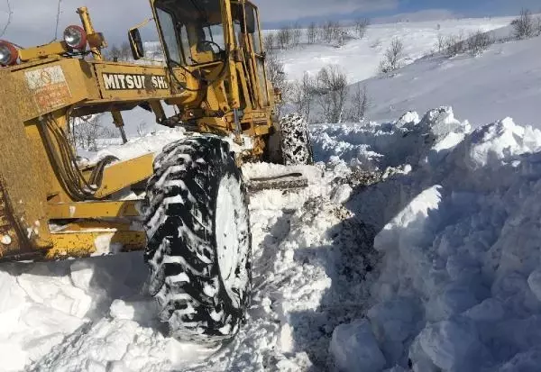 Sivas, eksi 17 derece ile buz kesti (3) Sivas, eksi 17 derece ile buz kesti (3)