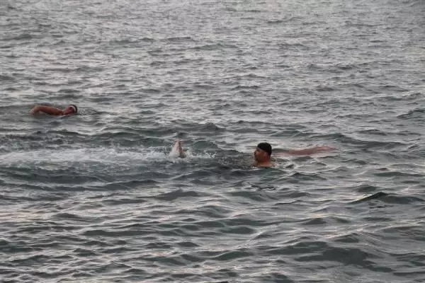 Zonguldak'ta 126 köy yolu ulaşıma kapandı (2) Zonguldak'ta 126 köy yolu ulaşıma kapandı (2)