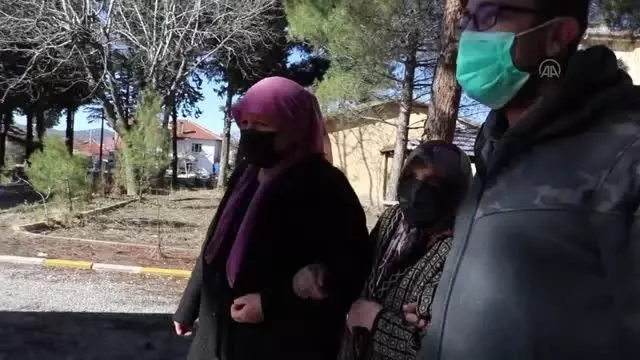 103 yaşındaki kadın, Kovid-19 aşısı oldu 103 yaşındaki kadın, Kovid-19 aşısı oldu