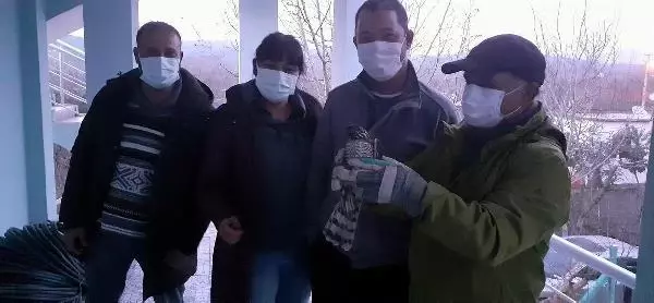 Avcıların vurduğu yaralı atmacalara doğaseverler yardım eli uzattı Avcıların vurduğu yaralı atmacalara doğaseverler yardım eli uzattı