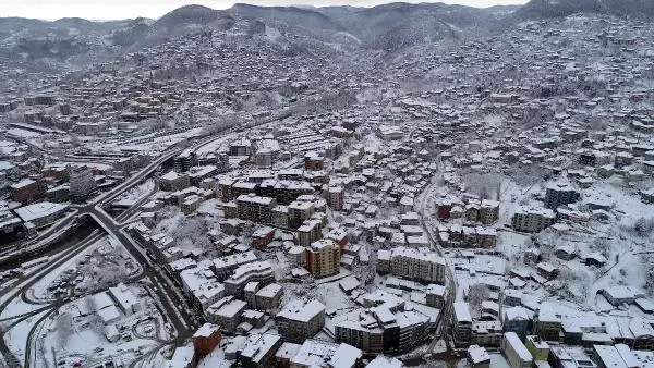 Beyaza bürünen Zonguldak havadan görüntülendi Beyaza bürünen Zonguldak havadan görüntülendi