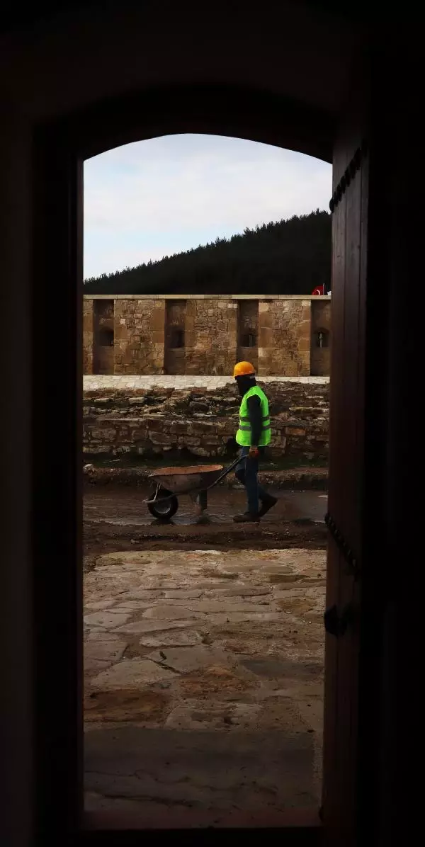 Çanakkale Boğazı'nın muhafızı asırlık kale, açık hava müzesi oluyor Çanakkale Boğazı'nın muhafızı asırlık kale, açık hava müzesi oluyor