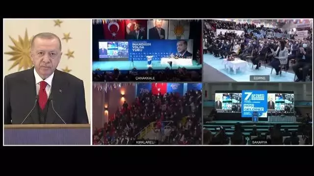 Cumhurbaşkanı Erdoğan: 'Anlamsız polemiklerle ülkenin vaktini heba edenlere eyvallahımız olmayacaktır' Cumhurbaşkanı Erdoğan: 'Anlamsız polemiklerle ülkenin vaktini heba edenlere eyvallahımız olmayacaktır'