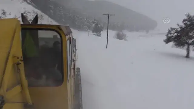Doğu Anadolu'da kar ve dondurucu soğuk etkili oluyor Doğu Anadolu'da kar ve dondurucu soğuk etkili oluyor