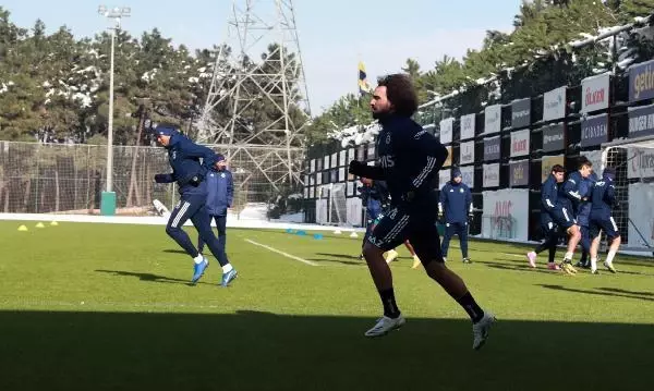 Fenerbahçe, Sivasspor hazırlıklarını tamamladı Fenerbahçe, Sivasspor hazırlıklarını tamamladı