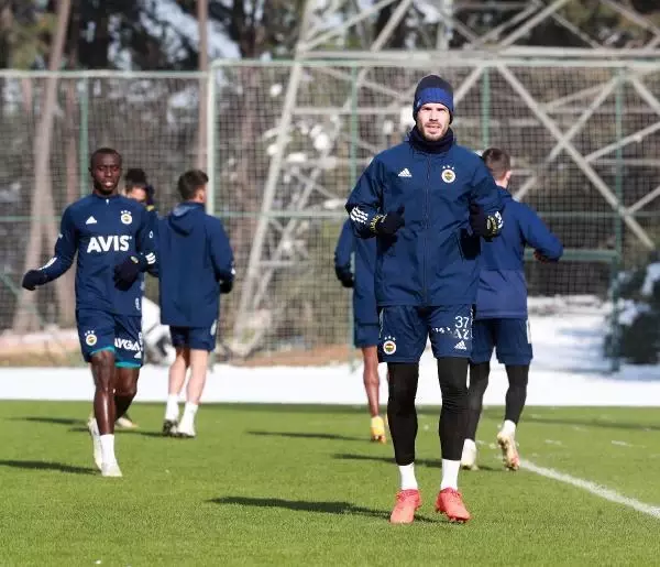 Fenerbahçe, Sivasspor hazırlıklarını tamamladı Fenerbahçe, Sivasspor hazırlıklarını tamamladı