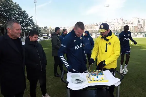 Fenerbahçe, Sivasspor hazırlıklarını tamamladı Fenerbahçe, Sivasspor hazırlıklarını tamamladı