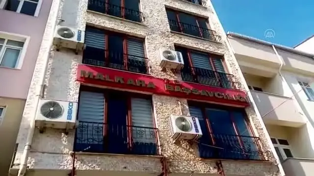 Son dakika haberleri | İzmir'de kırmızı ışıkta bekleyen kişiyi silahla öldürdüğü iddiasıyla aranan zanlı Tekirdağ'da tutuklandı Son dakika haberleri | İzmir'de kırmızı ışıkta bekleyen kişiyi silahla öldürdüğü iddiasıyla aranan zanlı Tekirdağ'da tutuklandı