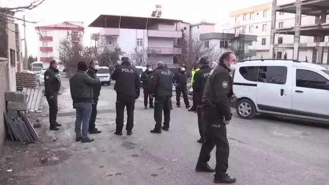 KAHRAMANMARAŞ - Hırsızlık şüphelisi suçüstü yakalandı KAHRAMANMARAŞ - Hırsızlık şüphelisi suçüstü yakalandı
