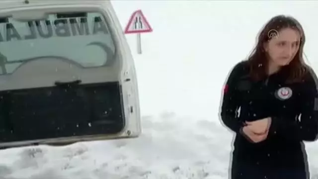 Kar yağışı etkili oluyor Kar yağışı etkili oluyor