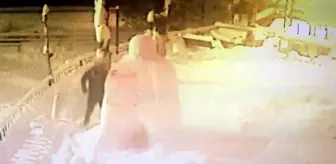 Son dakika haber... Kardan adama yumrukla saldırdığı anlar kamerada