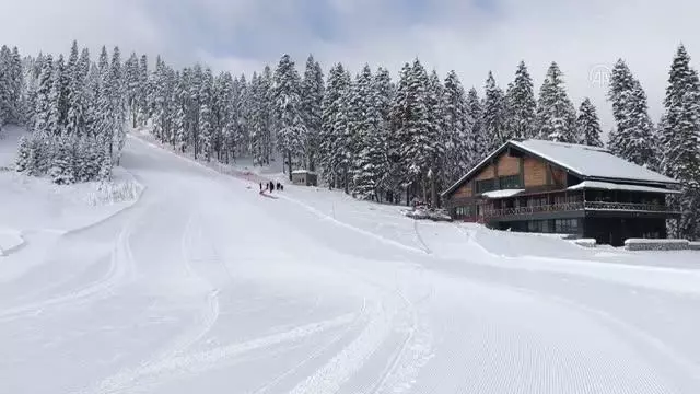 KASTAMONU - Ilgaz Dağı'nda kayak sezonu yarı yıl tatili öncesi başlıyor KASTAMONU - Ilgaz Dağı'nda kayak sezonu yarı yıl tatili öncesi başlıyor