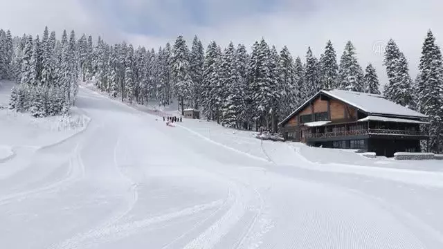KASTAMONU - Ilgaz Dağı'nda kayak sezonu yarı yıl tatili öncesi başlıyor KASTAMONU - Ilgaz Dağı'nda kayak sezonu yarı yıl tatili öncesi başlıyor